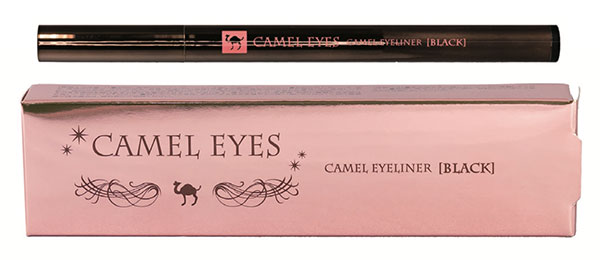 ブラック　キャメルリキッドアイライナー